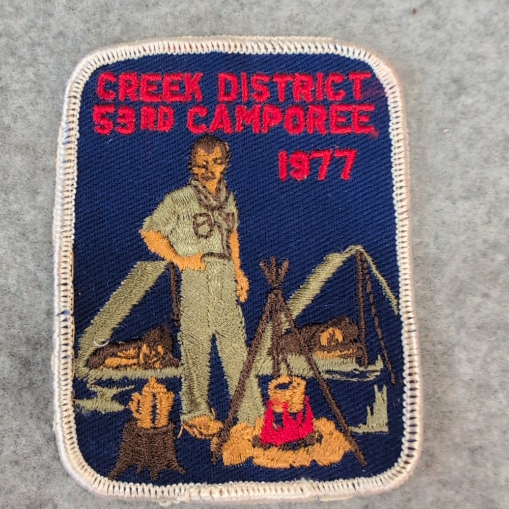 Creek District 53rd Camporee 1977 Scout Patch Vintage Embroidered Badge - Picture 1 of 3
